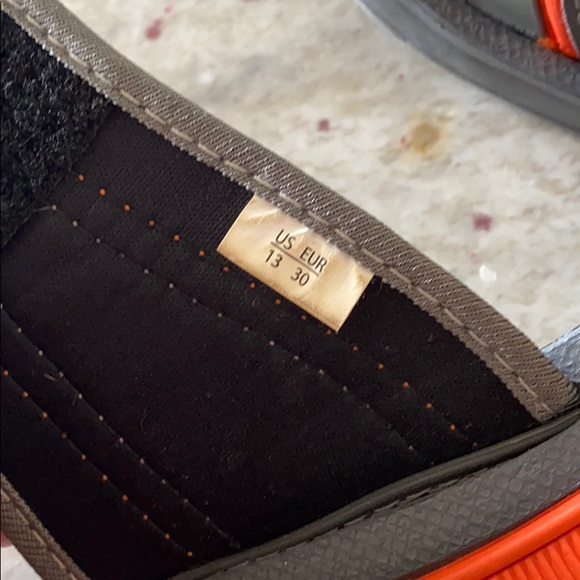 Little Boy Slides - Picture 4 of 4